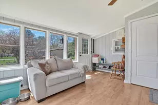 813 Stokes Mill Rd, Stroudsburg, PA 18360 - Photo 9