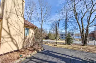 2104 Vacation Ln, Pocono Summit, PA 18346 - Photo 29