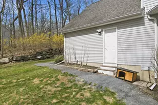 325 Tower Dr, East Stroudsburg, PA 18302 - Photo 67