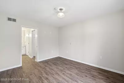  114 Duck Hollow Circle, Stroudsburg, PA 18360 - Photo 15