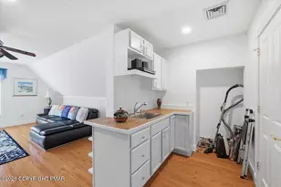 389 Joanne Ct, Bartonsville, PA 18321 - Photo 95