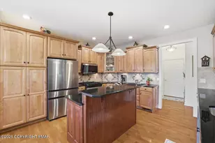 389 Joanne Ct, Bartonsville, PA 18321 - Photo 23