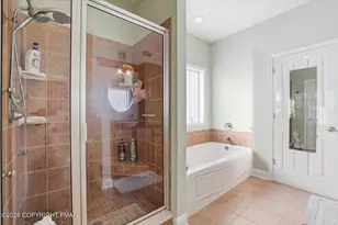 389 Joanne Ct, Bartonsville, PA 18321 - Photo 83