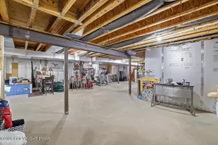 389 Joanne Ct, Bartonsville, PA 18321 - Photo 101