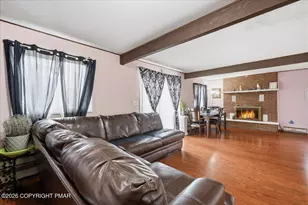 8252 Natures Dr, Tobyhanna, PA 18466 - Photo 9