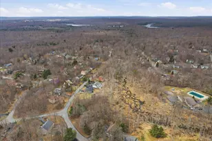 8252 Natures Dr, Tobyhanna, PA 18466 - Photo 25