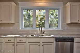 709 Kennedy Ct, East Stroudsburg, PA 18301 - Photo 13