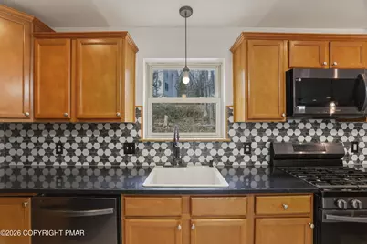  59 Crestwood Drive, Mount Pocono, PA 18344 - Photo 9