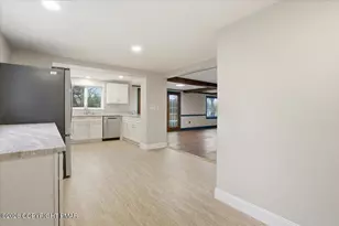 209 Keller Dr, Stroudsburg, PA 18360 - Photo 11