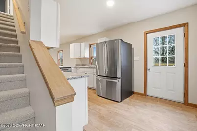  209 Keller Drive, Stroudsburg, PA 18360 - Photo 7