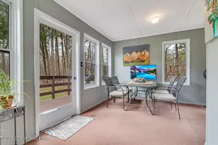 253 Thomas Rd, Blakeslee, PA 18610 - Photo 13