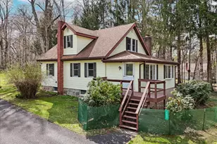 253 Thomas Rd, Blakeslee, PA 18610 - Photo 1