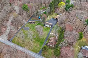 253 Thomas Rd, Blakeslee, PA 18610 - Photo 9