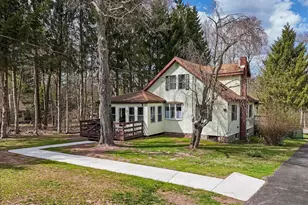 253 Thomas Rd, Blakeslee, PA 18610 - Photo 9