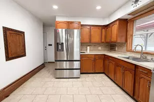 2 W 17th St, Hazleton, PA 18201 - Photo 13