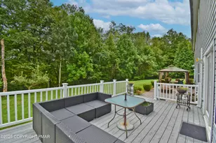 395 Shawnee Valley Dr, East Stroudsburg, PA 18302 - Photo 65