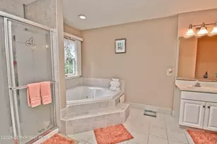 395 Shawnee Valley Dr, East Stroudsburg, PA 18302 - Photo 37