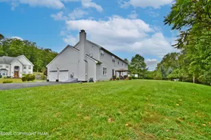 395 Shawnee Valley Dr, East Stroudsburg, PA 18302 - Photo 71