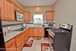 395 Shawnee Valley Dr, East Stroudsburg, PA 18302 - Photo 27