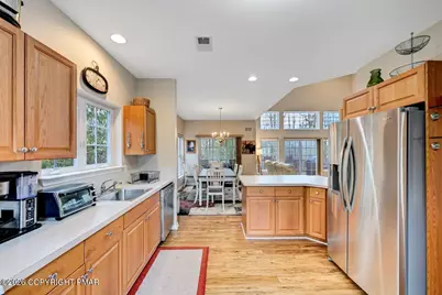  134 Skytop Road, Pocono Pines, PA 18350 - Photo 11