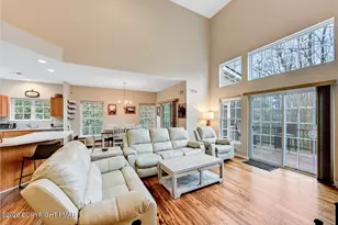 134 Skytop Rd, Pocono Pines, PA 18350 - Photo 7