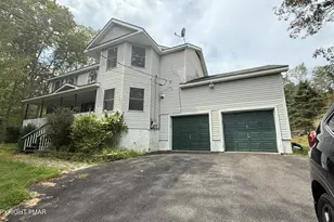 3584 Bristol Circle, East Stroudsburg, PA 18302 - Photo 5