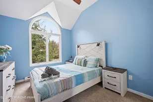 136 Laurelwood Dr, Lake Harmony, PA 18624 - Photo 17