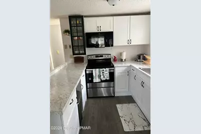  2631 Foxledge Drive, Tobyhanna, PA 18466 - Photo 15