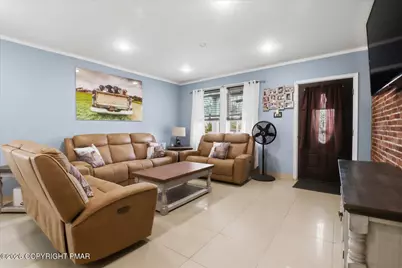  875 Manor Street, Lancaster, PA 17603 - Photo 9