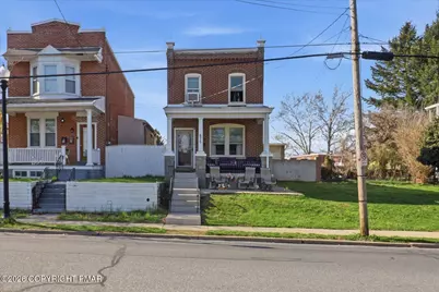  875 Manor Street, Lancaster, PA 17603 - Photo 1