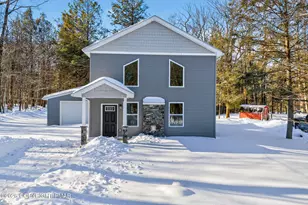 1073 West Side Dr, Newfoundland, PA 18445 - Photo 3