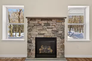 1073 West Side Dr, Newfoundland, PA 18445 - Photo 31