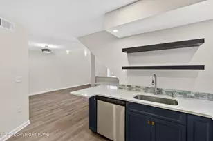 1073 West Side Dr, Newfoundland, PA 18445 - Photo 45