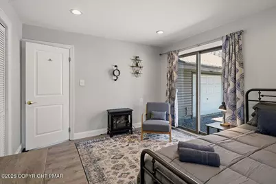  369 Sidney Avenue, Pocono Summit, PA 18346 - Photo 15