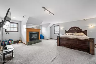 137 Old Kettle Ct, Stroudsburg, PA 18360 - Photo 25