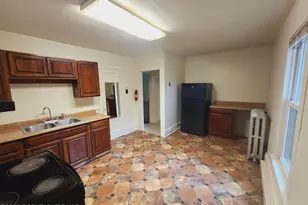 810 Monroe St, Stroudsburg, PA 18360 - Photo 3