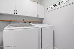 123 Devonshire Ct, Cresco, PA 18326 - Photo 65