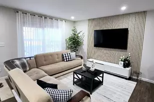 1173 Thunder Dr, Pocono Summit, PA 18346 - Photo 3