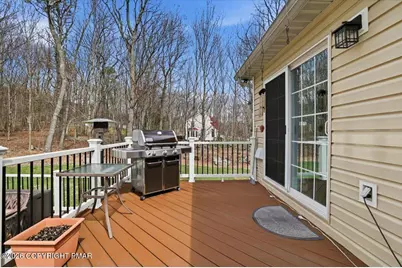  1177 N Rocky Mountain Drive, Effort, PA 18330 - Photo 7