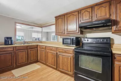  740 Main Street, Tobyhanna, PA 18466 - Photo 15