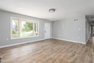 62 Spangenburg Ave, East Stroudsburg, PA 18301 - Photo 11