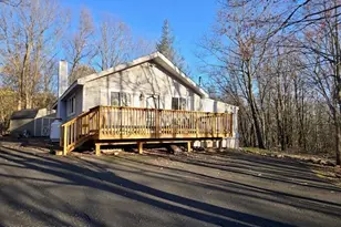40 Tunkhannock Dr, Albrightsville, PA 18210 - Photo 1