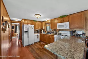 2038 Beaver Run Rd, Pocono Lake, PA 18347 - Photo 17