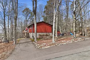 150 Tanglewood Dr, Greentown, PA 18426 - Photo 7