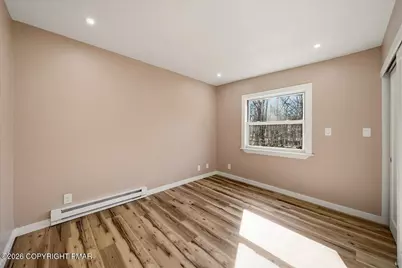  211 Geese Court, Bushkill, PA 18324 - Photo 15