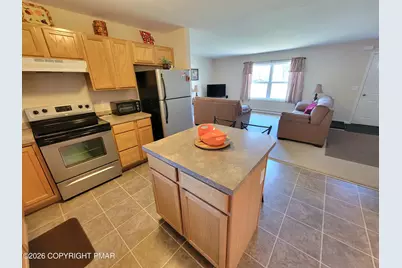  109 St Regis Walk, Tobyhanna, PA 18466 - Photo 3