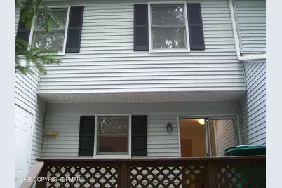  124 Eaglesmere Circle #20, East Stroudsburg, PA 18301 - Photo 3