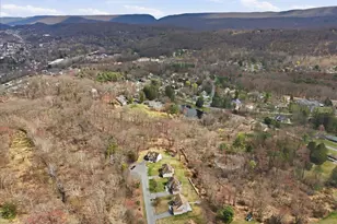 241 Dryden Rd, Stroudsburg, PA 18360 - Photo 93