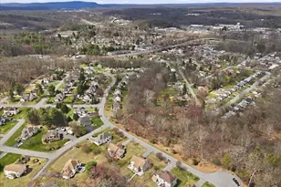 241 Dryden Rd, Stroudsburg, PA 18360 - Photo 95