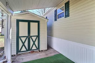 211 Jen St, East Stroudsburg, PA 18301 - Photo 3